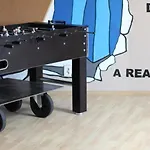 מלון Corner *