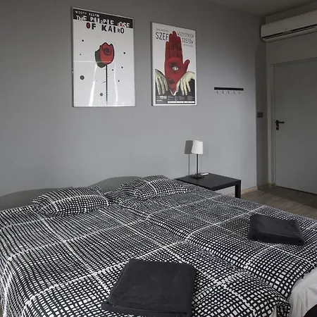 מלון Corner